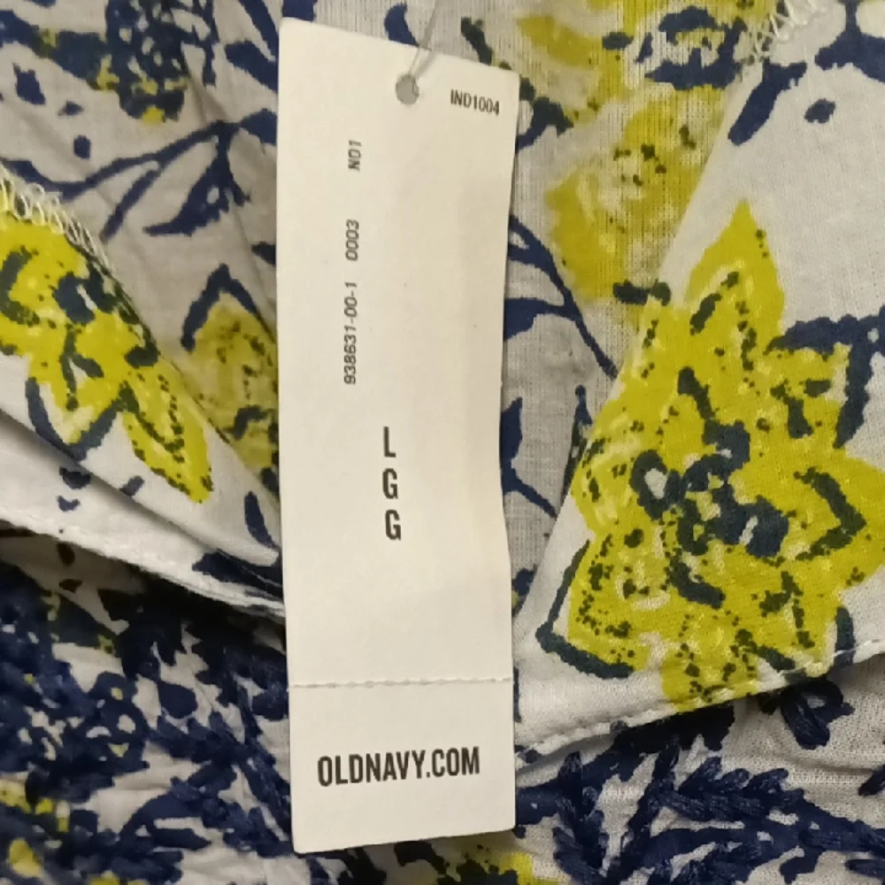 Old Navy Yellow and Blue Floral Long-Sleeve Shift Dress - Picture 2 of 4